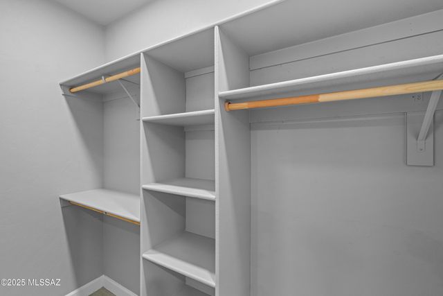 1960 S San Vincent Drive, Green Valley, AZ 85614