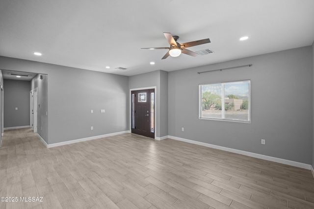 1960 S San Vincent Drive, Green Valley, AZ 85614