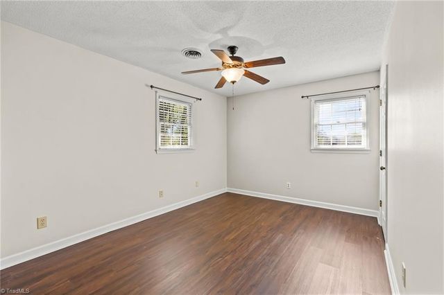 5412 Hanover Park Drive, Winston-salem, NC 27103