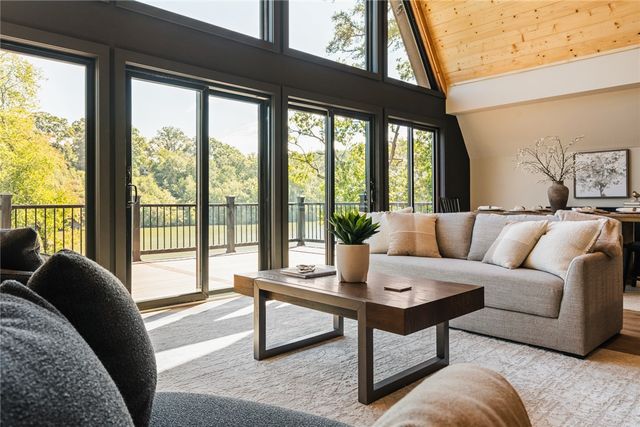 303 Snyder Road, Easley, SC 29640