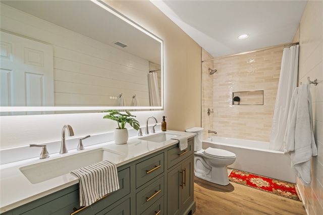 303 Snyder Road, Easley, SC 29640