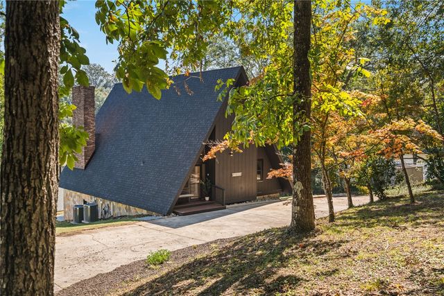 303 Snyder Road, Easley, SC 29640