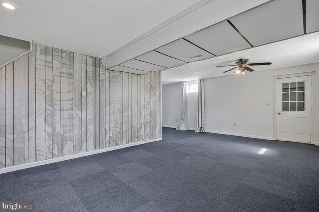 12225 W LAWN LN, Hagerstown, MD 21740