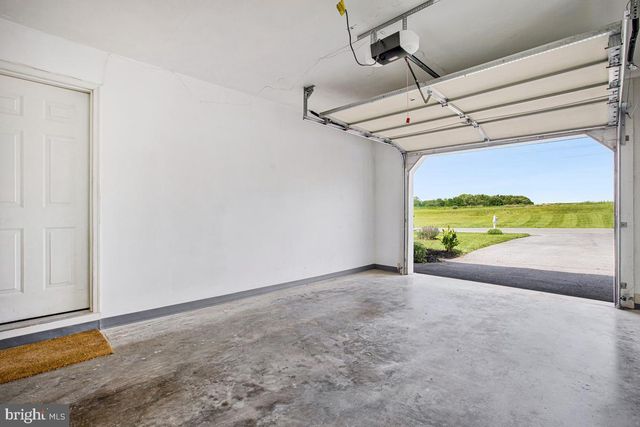 12225 W LAWN LN, Hagerstown, MD 21740