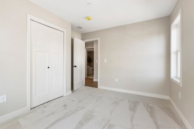 40 Filipe Way B, Taunton, MA 02780