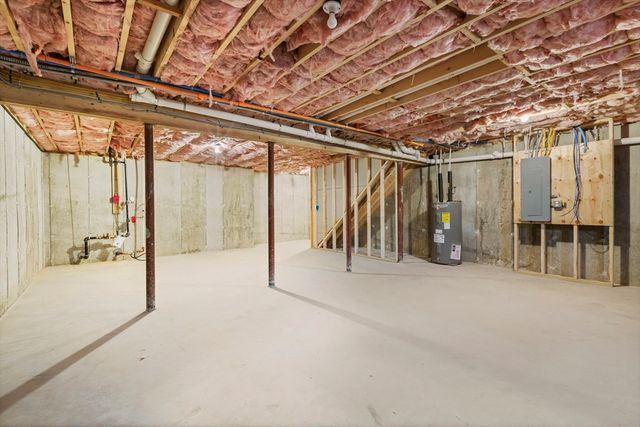 40 Filipe Way B, Taunton, MA 02780