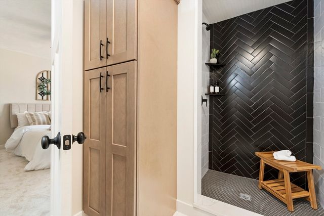 40 Filipe Way B, Taunton, MA 02780