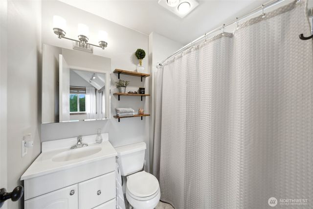 7033 153rd Avenue SE, Snohomish, WA 98290
