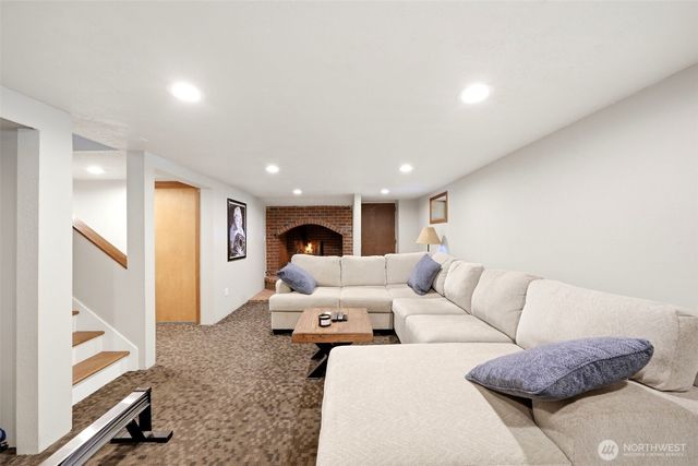 7033 153rd Avenue SE, Snohomish, WA 98290