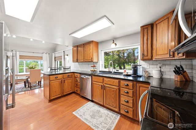 7033 153rd Avenue SE, Snohomish, WA 98290