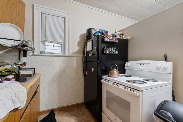 1613 Hughitt Avenue, Superior, WI 54880