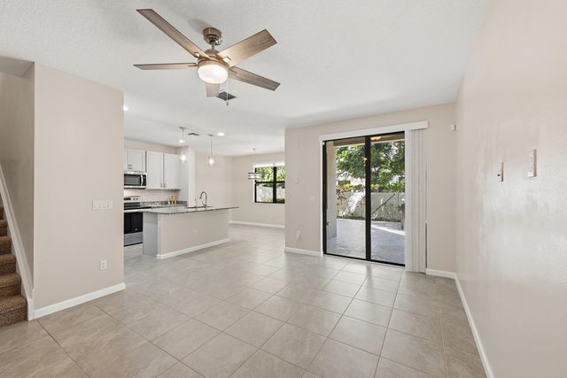 340 NW 33rd Lane, Pompano Beach, FL 33069