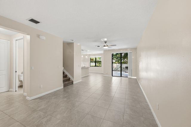 340 NW 33rd Lane, Pompano Beach, FL 33069