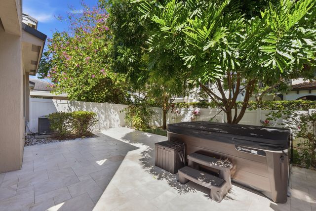 340 NW 33rd Lane, Pompano Beach, FL 33069