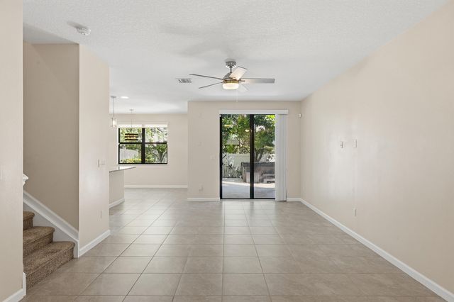 340 NW 33rd Lane, Pompano Beach, FL 33069