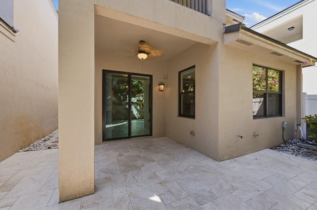 340 NW 33rd Lane, Pompano Beach, FL 33069