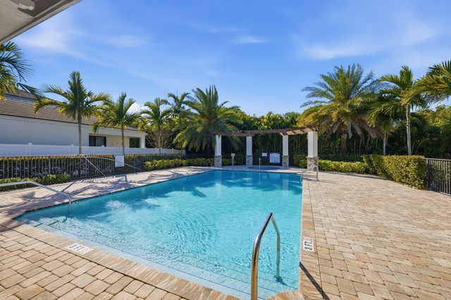 340 NW 33rd Lane, Pompano Beach, FL 33069