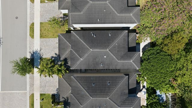 340 NW 33rd Lane, Pompano Beach, FL 33069