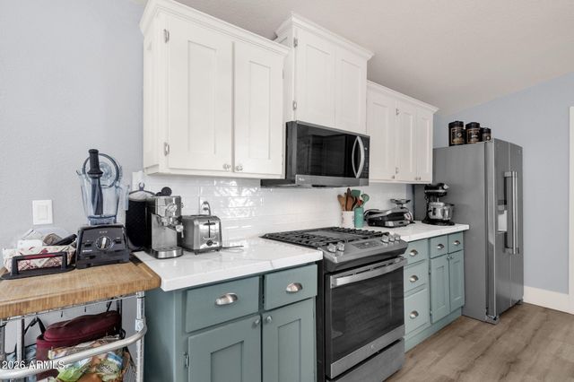 851 W QUAIL Circle, San Tan Valley, AZ 85143