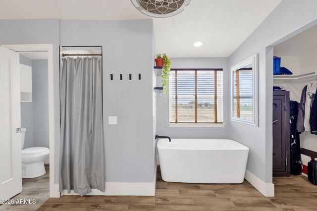 851 W QUAIL Circle, San Tan Valley, AZ 85143