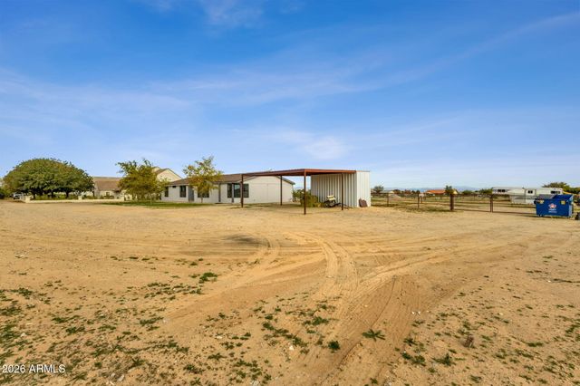851 W QUAIL Circle, San Tan Valley, AZ 85143