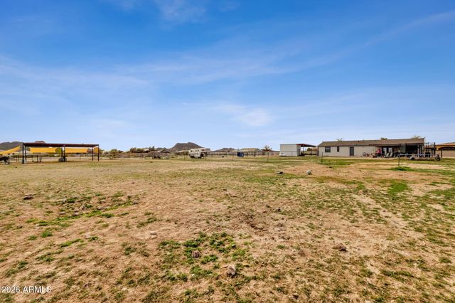 851 W QUAIL Circle, San Tan Valley, AZ 85143