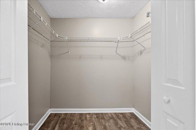 4313 Dover Rd, Louisville, KY 40216