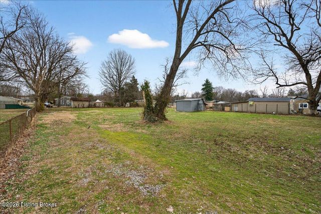 4313 Dover Rd, Louisville, KY 40216