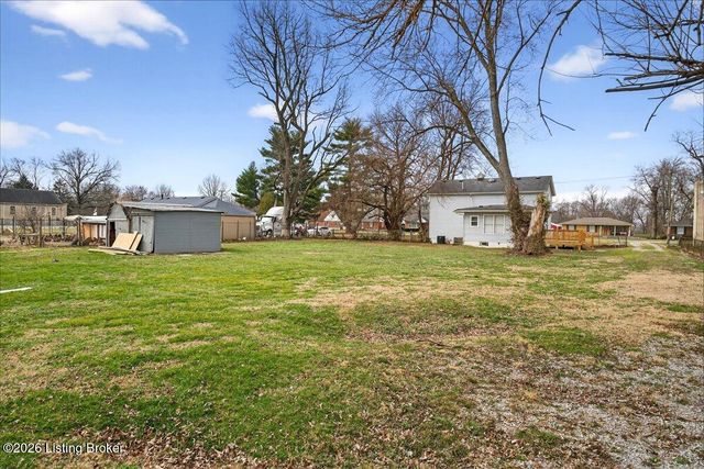 4313 Dover Rd, Louisville, KY 40216