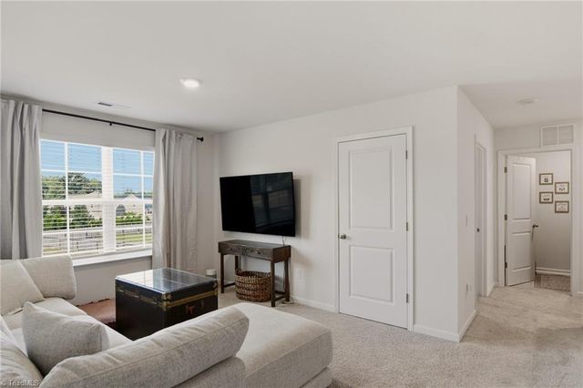 3626 Tyburn Trace, Browns Summit, NC 27214