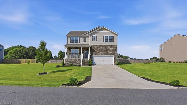 3626 Tyburn Trace, Browns Summit, NC 27214