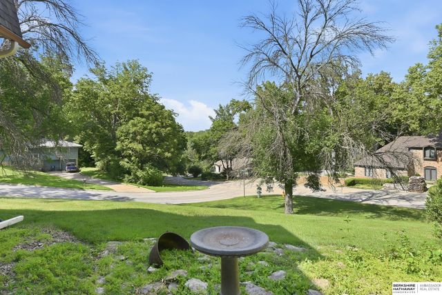 18 Scarlet Oaks Road, Council Bluffs, IA 51503