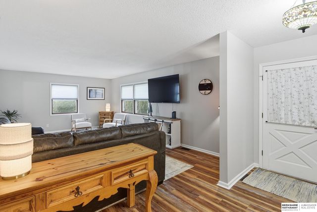 18 Scarlet Oaks Road, Council Bluffs, IA 51503