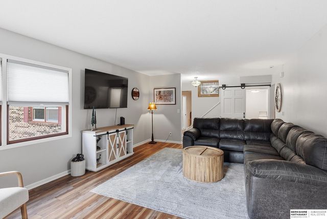 18 Scarlet Oaks Road, Council Bluffs, IA 51503