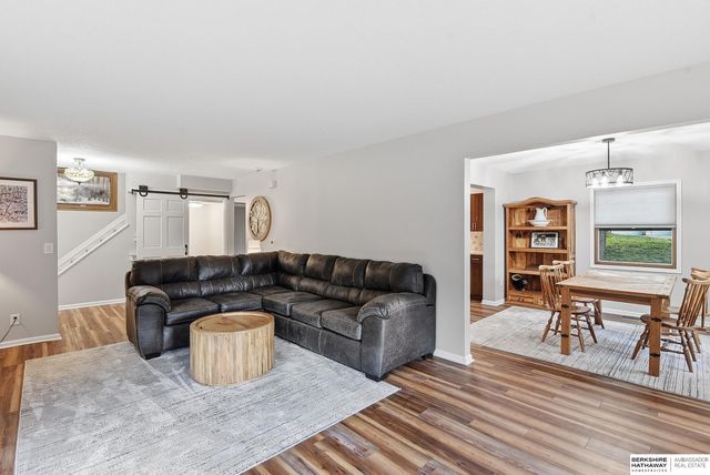 18 Scarlet Oaks Road, Council Bluffs, IA 51503