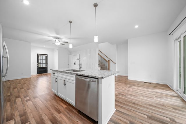 579 Faye Aly, Springfield, TN 37172