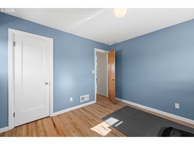 1326 Se 49TH Ave, Portland, OR 97215