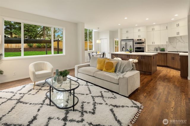 23139 SE 27th Way, Sammamish, WA 98075