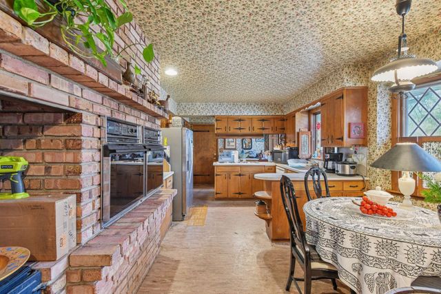 5536 Saint Johns Avenue, Edina, MN 55424