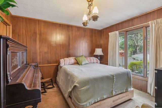 5536 Saint Johns Avenue, Edina, MN 55424