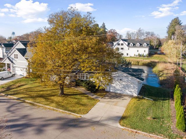 5536 Saint Johns Avenue, Edina, MN 55424