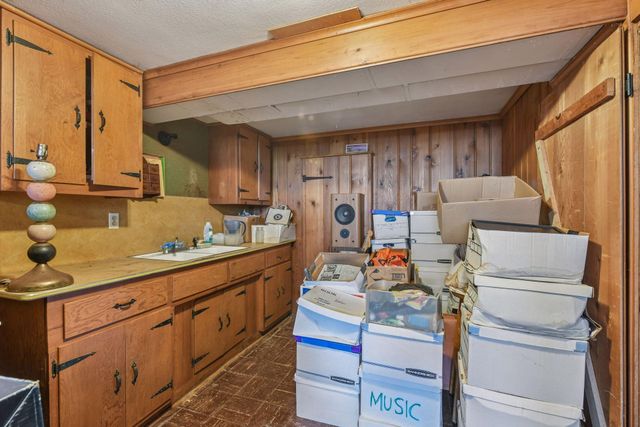 5536 Saint Johns Avenue, Edina, MN 55424