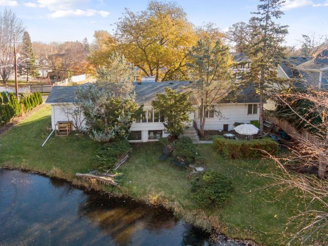 5536 Saint Johns Avenue, Edina, MN 55424