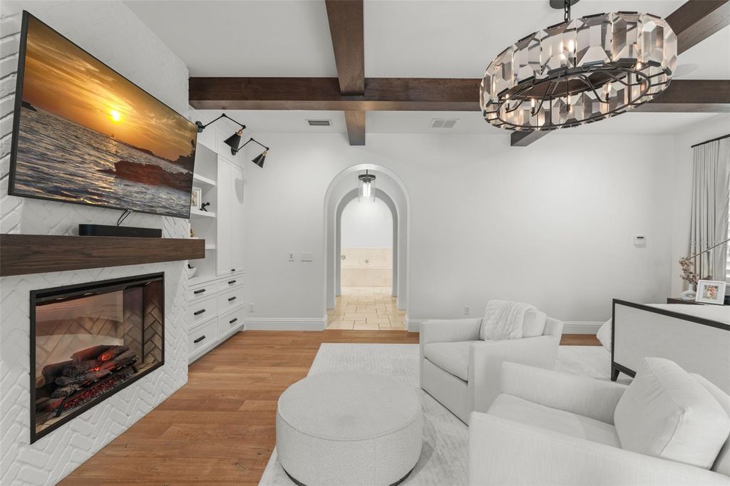 Image 38 of property listing at 10339 HART BRANCH CIRCLE, Orlando, FL 32832