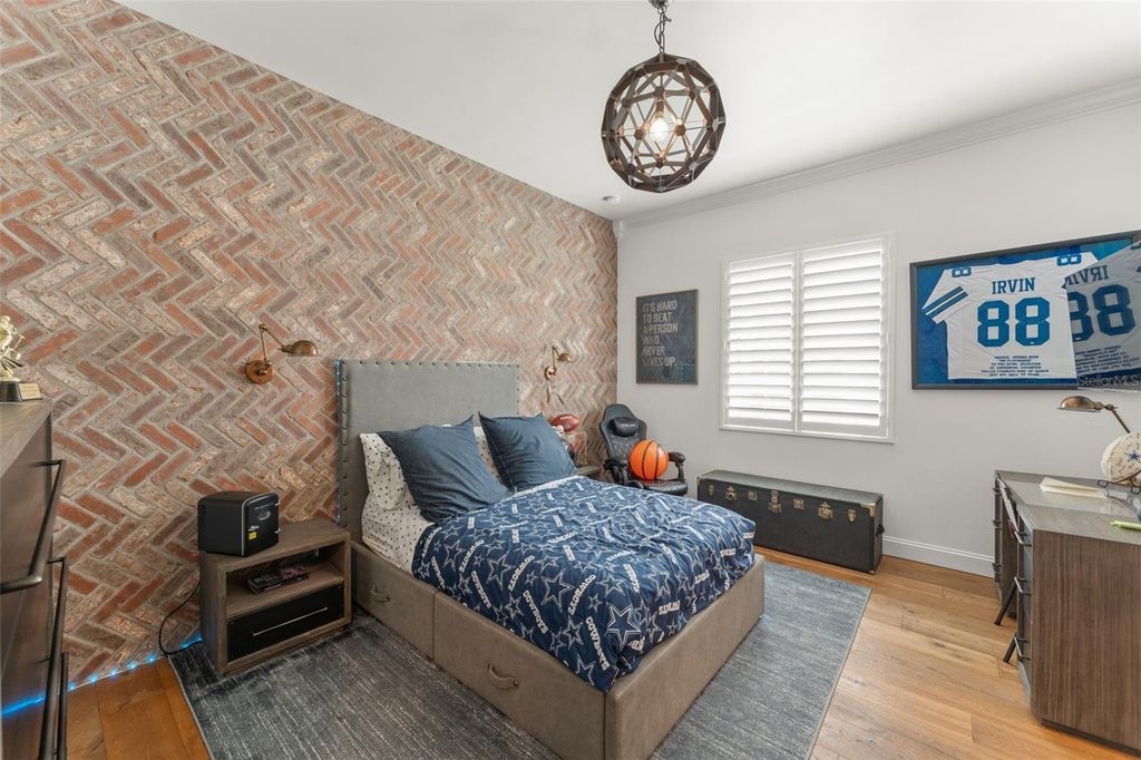 Image 50 of property listing at 10339 HART BRANCH CIRCLE, Orlando, FL 32832