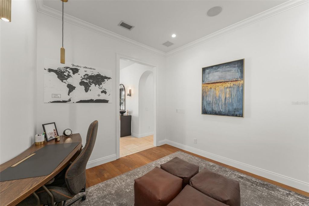 Image 54 of property listing at 10339 HART BRANCH CIRCLE, Orlando, FL 32832