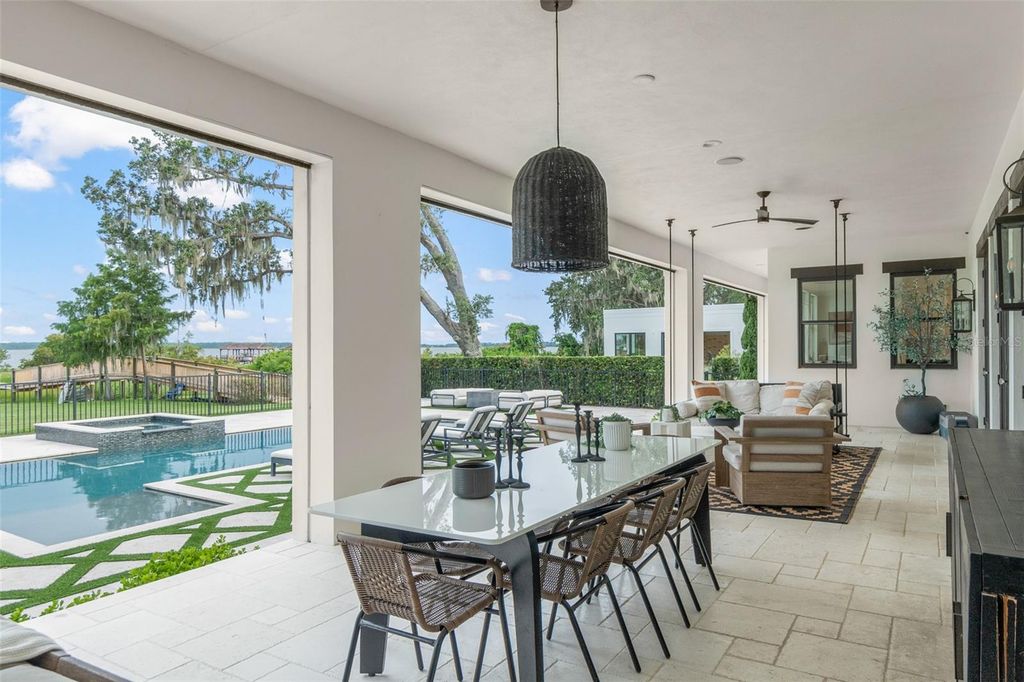 Image 61 of property listing at 10339 HART BRANCH CIRCLE, Orlando, FL 32832