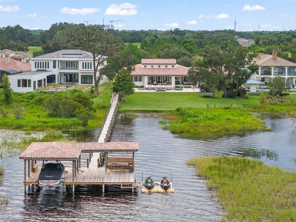 Image 75 of property listing at 10339 HART BRANCH CIRCLE, Orlando, FL 32832