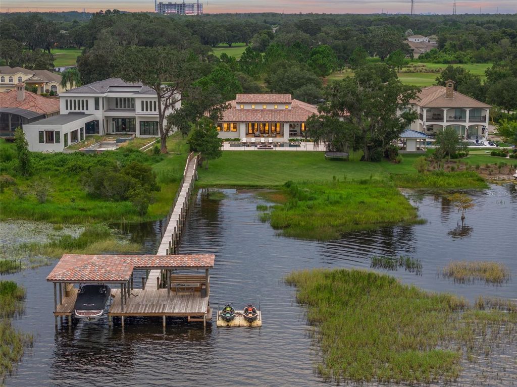 Image 80 of property listing at 10339 HART BRANCH CIRCLE, Orlando, FL 32832