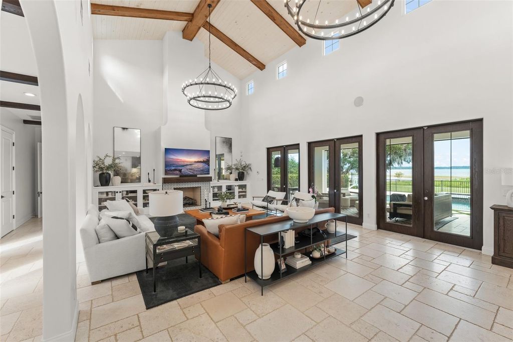 Image 9 of property listing at 10339 HART BRANCH CIRCLE, Orlando, FL 32832